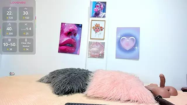 ebony_cutte from StripChat is Freechat