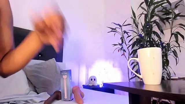 Mad beauty - checkout our excited streamers as they tease to their beloved melodies and slowly squirt for enjoyment to appease your wildest wishes.