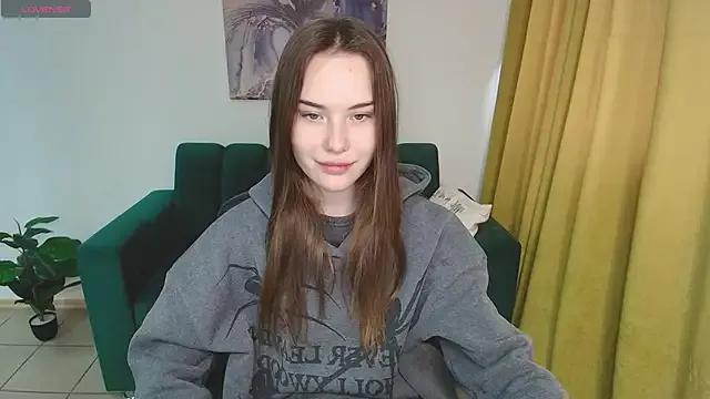 ElenaOconar from StripChat is Freechat