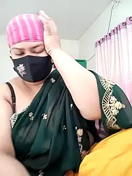 Elina-Roy from StripChat is Freechat