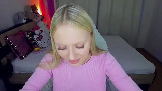 ElinOceanX from StripChat is Freechat