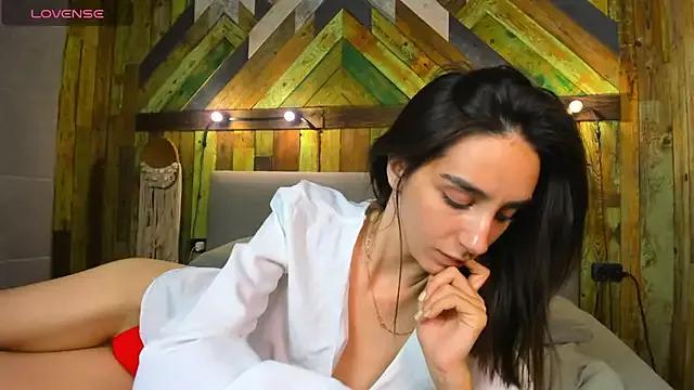 ElizabethElison from StripChat is Freechat