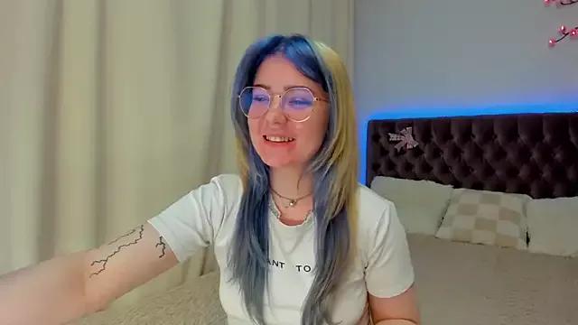 Mad beauty - checkout our excited streamers as they tease to their beloved melodies and slowly squirt for enjoyment to appease your wildest wishes.