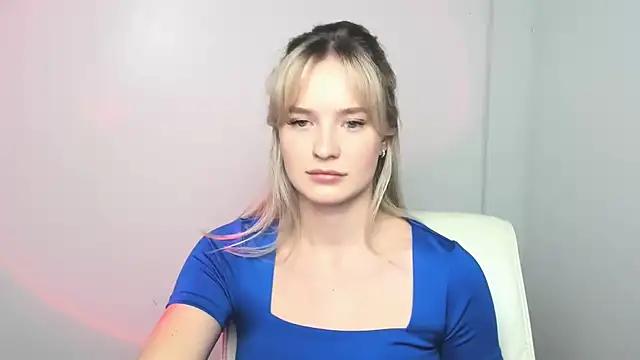 Ellamiss_mi from StripChat