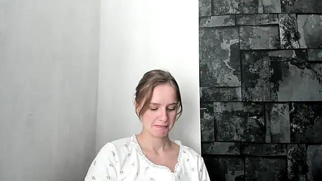 Ellamiss_mi webcams show profile image 