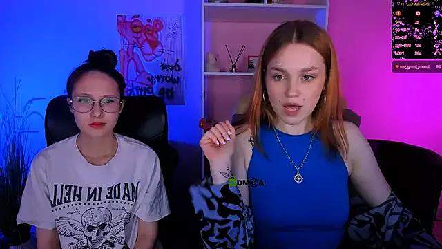 ellie_fire1 from StripChat is Freechat