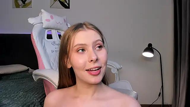 Mad beauty - checkout our excited streamers as they tease to their beloved melodies and slowly squirt for enjoyment to appease your wildest wishes.