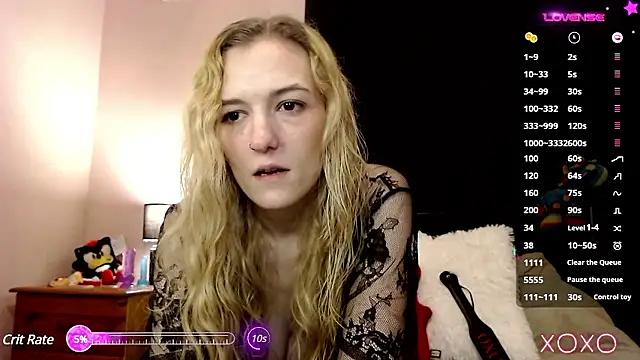 Mad beauty - checkout our excited streamers as they tease to their beloved melodies and slowly squirt for enjoyment to appease your wildest wishes.