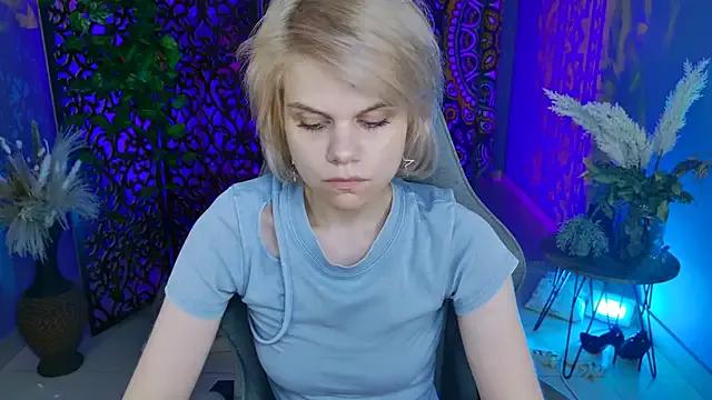 EllieMurler from StripChat is Freechat