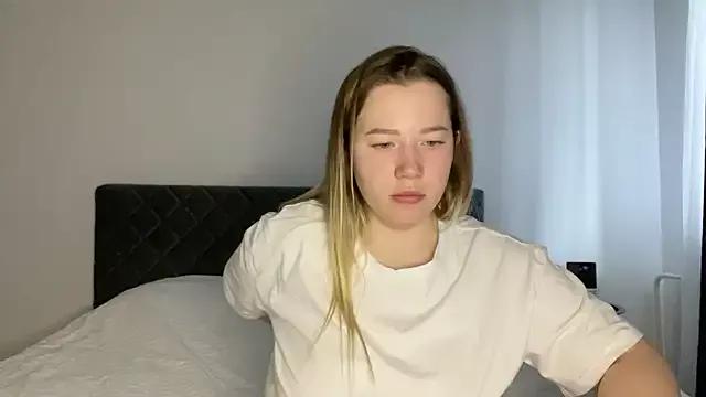 Mad beauty - checkout our excited streamers as they tease to their beloved melodies and slowly squirt for enjoyment to appease your wildest wishes.