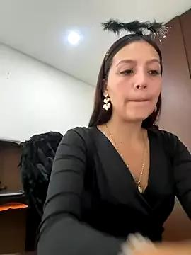 Emily-7_ from StripChat is Freechat