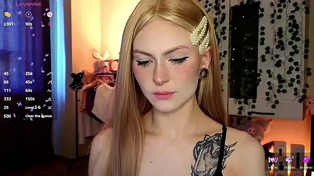 Mad beauty - checkout our excited streamers as they tease to their beloved melodies and slowly squirt for enjoyment to appease your wildest wishes.