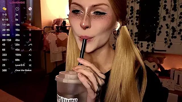 Mad beauty - checkout our excited streamers as they tease to their beloved melodies and slowly squirt for enjoyment to appease your wildest wishes.