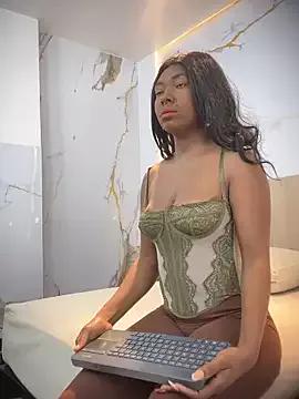 emily_browne from StripChat is Freechat