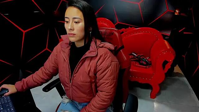 Mad beauty - checkout our excited streamers as they tease to their beloved melodies and slowly squirt for enjoyment to appease your wildest wishes.