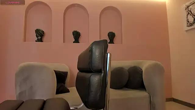 Mad beauty - checkout our excited streamers as they tease to their beloved melodies and slowly squirt for enjoyment to appease your wildest wishes.