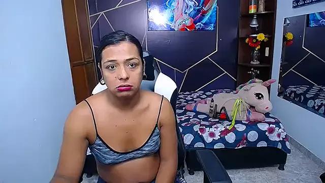 EmilyTsSweet from StripChat is Freechat