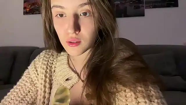 Mad beauty - checkout our excited streamers as they tease to their beloved melodies and slowly squirt for enjoyment to appease your wildest wishes.