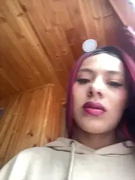 Emilyy-18 from StripChat is Freechat