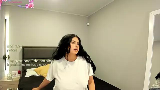 Emma__clark_ from StripChat is Freechat