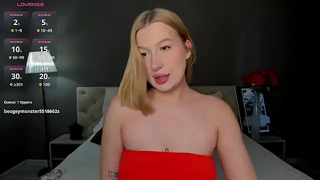 Emma__Leee from StripChat is Freechat