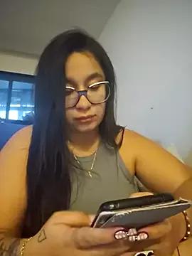 Emma_spa69 from StripChat is Freechat