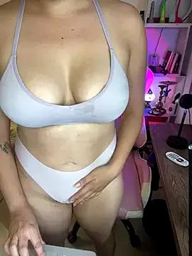 Mad beauty - checkout our excited streamers as they tease to their beloved melodies and slowly squirt for enjoyment to appease your wildest wishes.