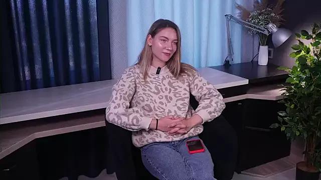 Mad beauty - checkout our excited streamers as they tease to their beloved melodies and slowly squirt for enjoyment to appease your wildest wishes.