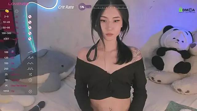 Mad beauty - checkout our excited streamers as they tease to their beloved melodies and slowly squirt for enjoyment to appease your wildest wishes.