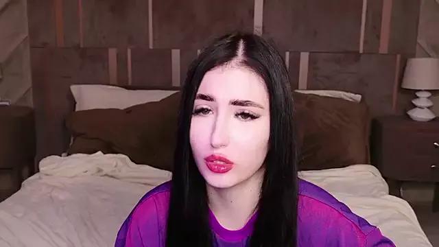 EmmaLawrens from StripChat