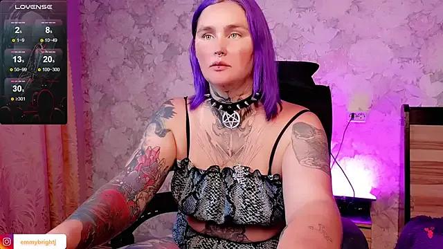 Mad beauty - checkout our excited streamers as they tease to their beloved melodies and slowly squirt for enjoyment to appease your wildest wishes.