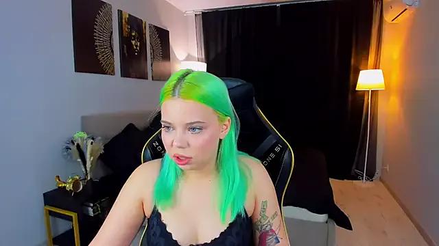 Mad beauty - checkout our excited streamers as they tease to their beloved melodies and slowly squirt for enjoyment to appease your wildest wishes.