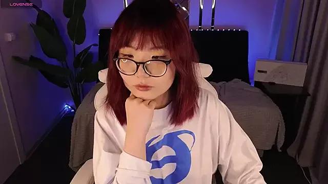 Mad beauty - checkout our excited streamers as they tease to their beloved melodies and slowly squirt for enjoyment to appease your wildest wishes.