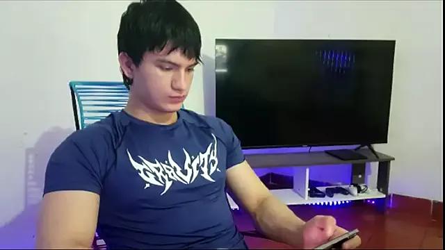 Mad beauty - checkout our excited streamers as they tease to their beloved melodies and slowly squirt for enjoyment to appease your wildest wishes.