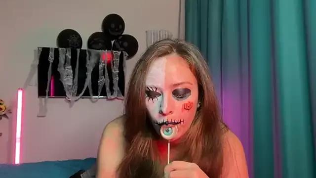 erikaa_miuu from StripChat is Freechat