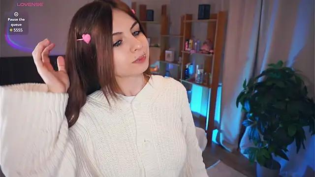 Mad beauty - checkout our excited streamers as they tease to their beloved melodies and slowly squirt for enjoyment to appease your wildest wishes.