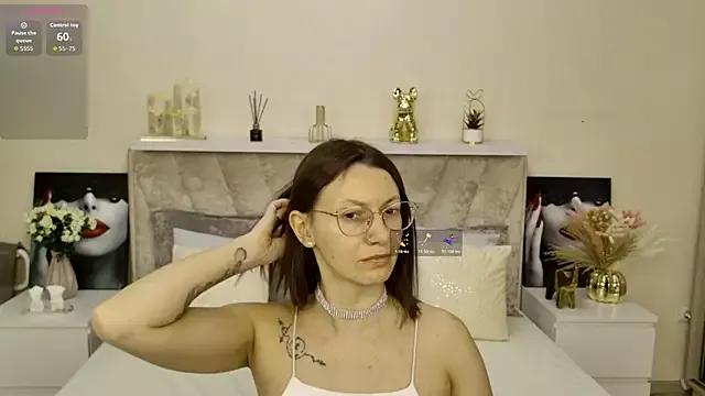 Mad beauty - checkout our excited streamers as they tease to their beloved melodies and slowly squirt for enjoyment to appease your wildest wishes.