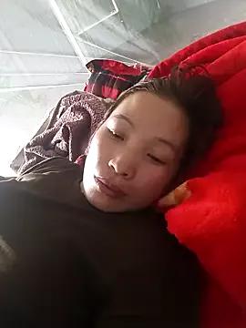 Evelyn-n from StripChat is Freechat