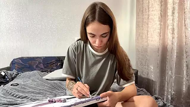 EvieDoll from StripChat is Freechat