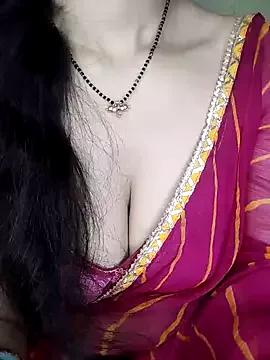 Fair-magic-woman from StripChat is Freechat
