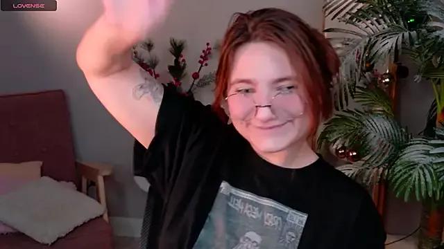 fairy_tara from StripChat is Freechat