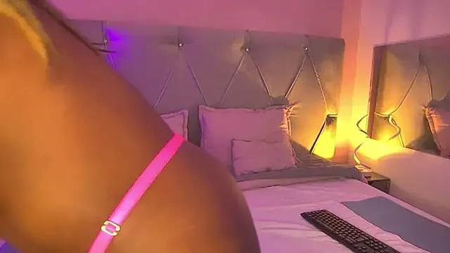 Mad beauty - checkout our excited streamers as they tease to their beloved melodies and slowly squirt for enjoyment to appease your wildest wishes.