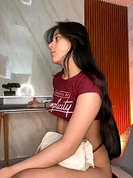 Mad beauty - checkout our excited streamers as they tease to their beloved melodies and slowly squirt for enjoyment to appease your wildest wishes.