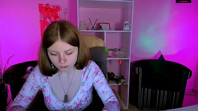 Mad beauty - checkout our excited streamers as they tease to their beloved melodies and slowly squirt for enjoyment to appease your wildest wishes.