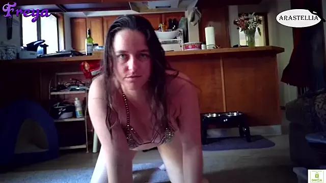 frivolous__freya from StripChat is Freechat