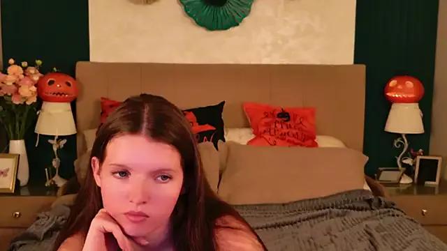 Gaby_Essen from StripChat is Freechat