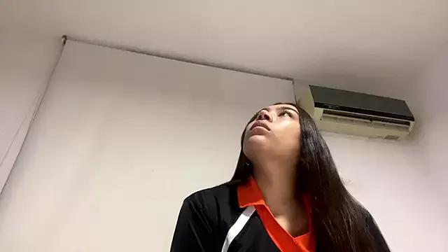 Gaby_Rosse2 webcams show profile image 