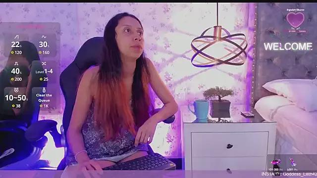 Mad beauty - checkout our excited streamers as they tease to their beloved melodies and slowly squirt for enjoyment to appease your wildest wishes.