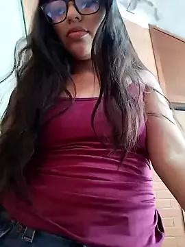 Goddesscut333 from StripChat is Freechat