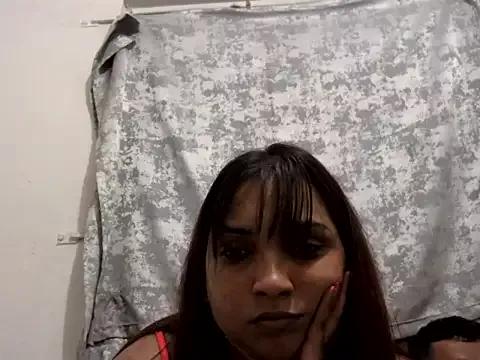 GORGEOUSLIPS from StripChat is Freechat